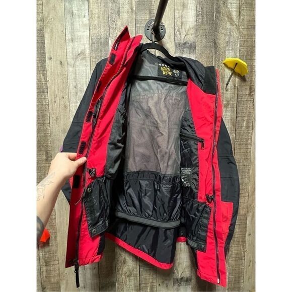 Mountain Hardwear Conduit Red and Black Coat Jacket Sz 12 - Picture 6 of 8
